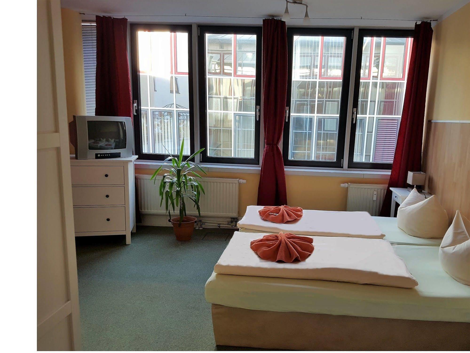 Pension Schlafgut Leipzig Bagian luar foto