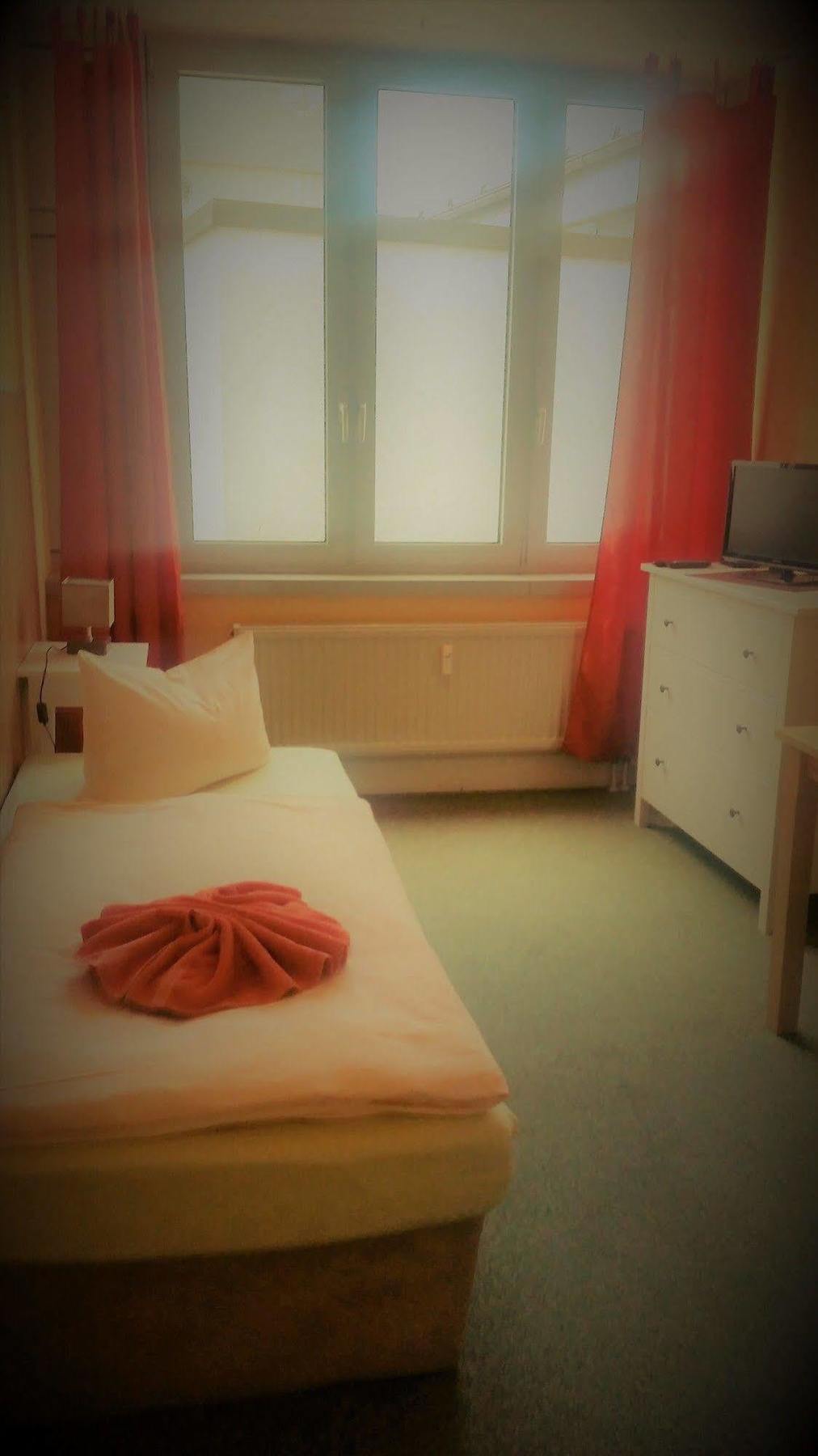 Pension Schlafgut Leipzig Bagian luar foto